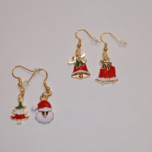 NWT Bundle of Two Pairs of Adorable Gold Dangling Christmas Earrings!! - Picture 2 of 4